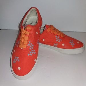 Bucketfeet Richer Poorer Sun Men's Lace Up Canvas Sneakers Shoes Coral Size 8